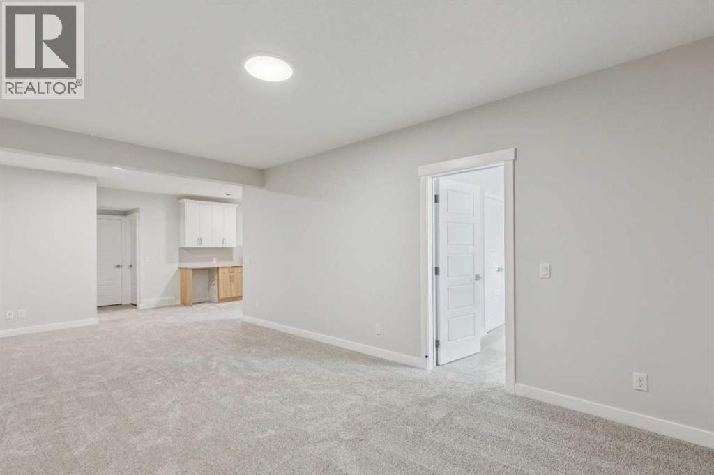 73 Southborough Square Property Photo 28