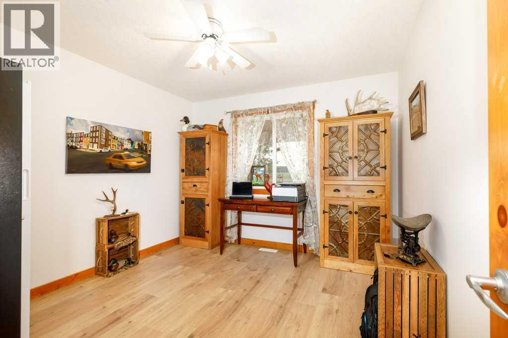 41251 Range Road 210 Property Photo 16
