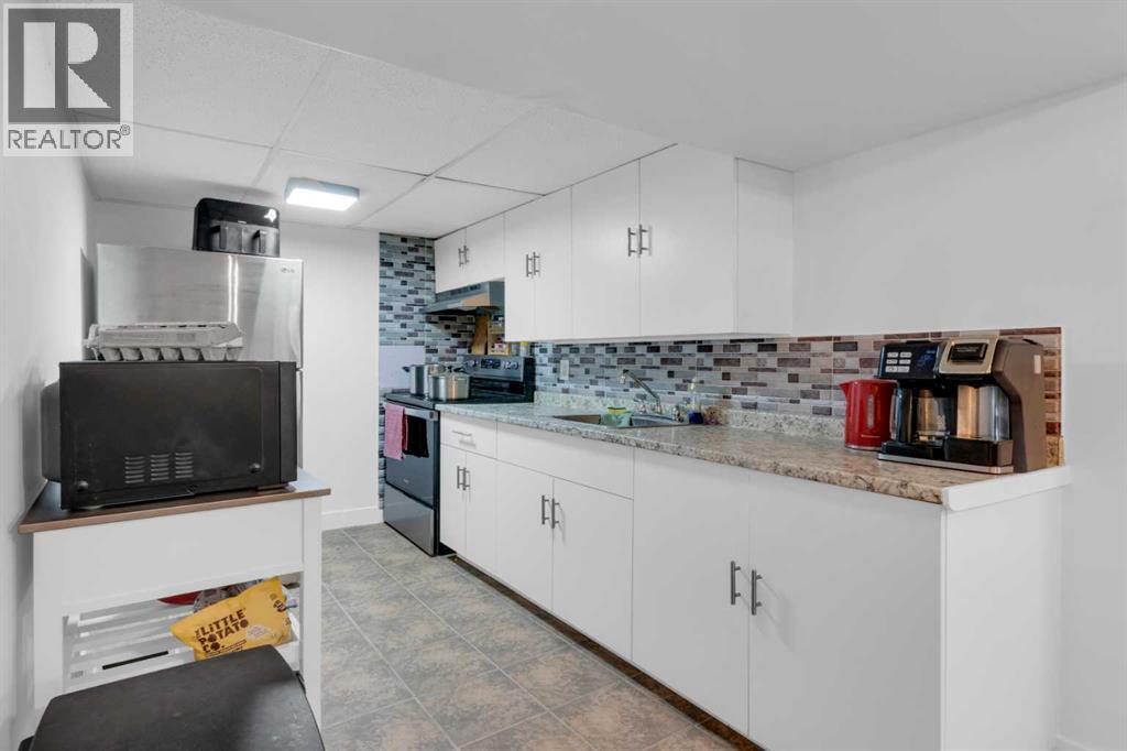 2231 39 Street Se Property Photo 18