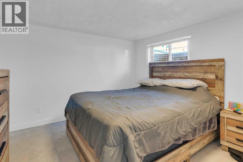 2231 39 Street Se Property Photo 20