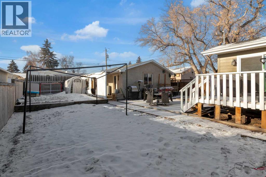 2231 39 Street Se Property Photo 23