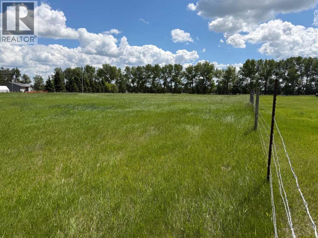 On Township Road 432 Property Photo 2