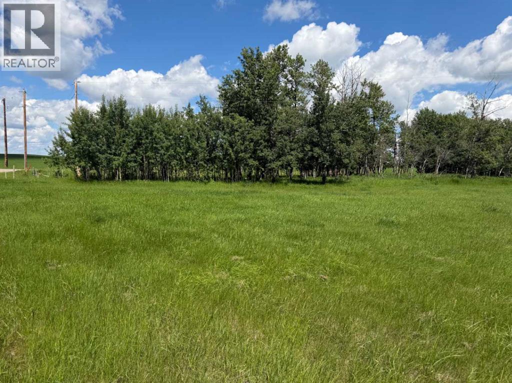 On Township Road 432 Property Photo 3