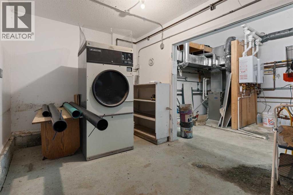 2 Railway Avenue N Property Photo 36