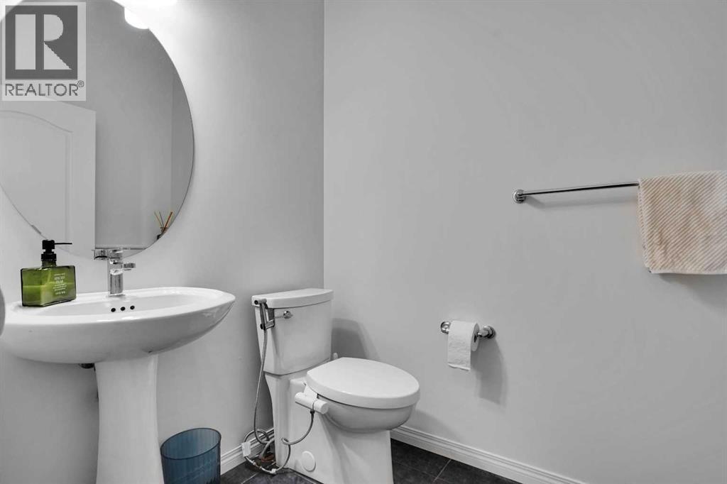 726 Redstone Drive Ne Property Photo 25