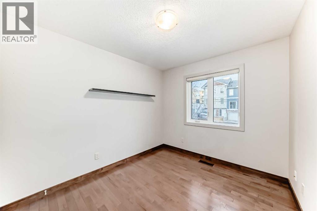 3825 1 Street Ne Property Photo 15
