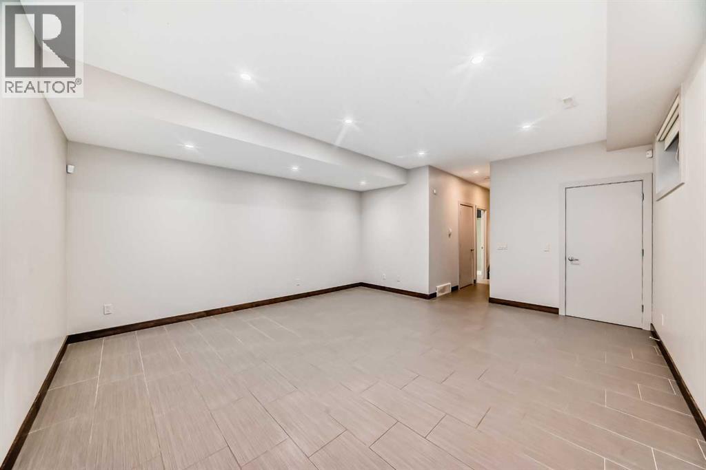 3825 1 Street Ne Property Photo 20