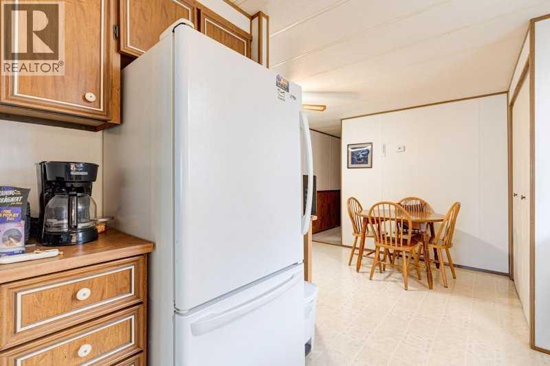 6724 17 Avenue Southeast Property Photo 11