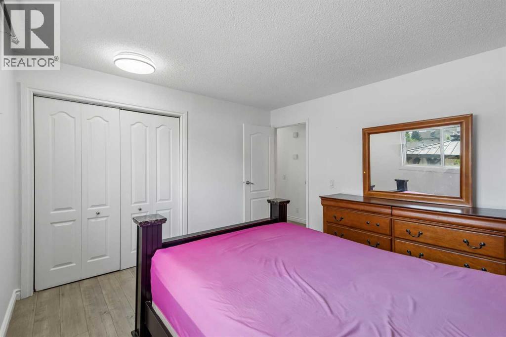 83 Appletree Close Se Property Photo 15