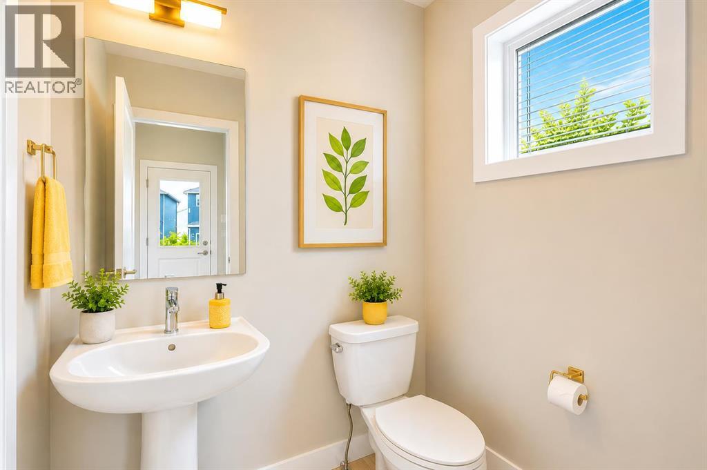 108 Bridgeport Green Property Photo 3