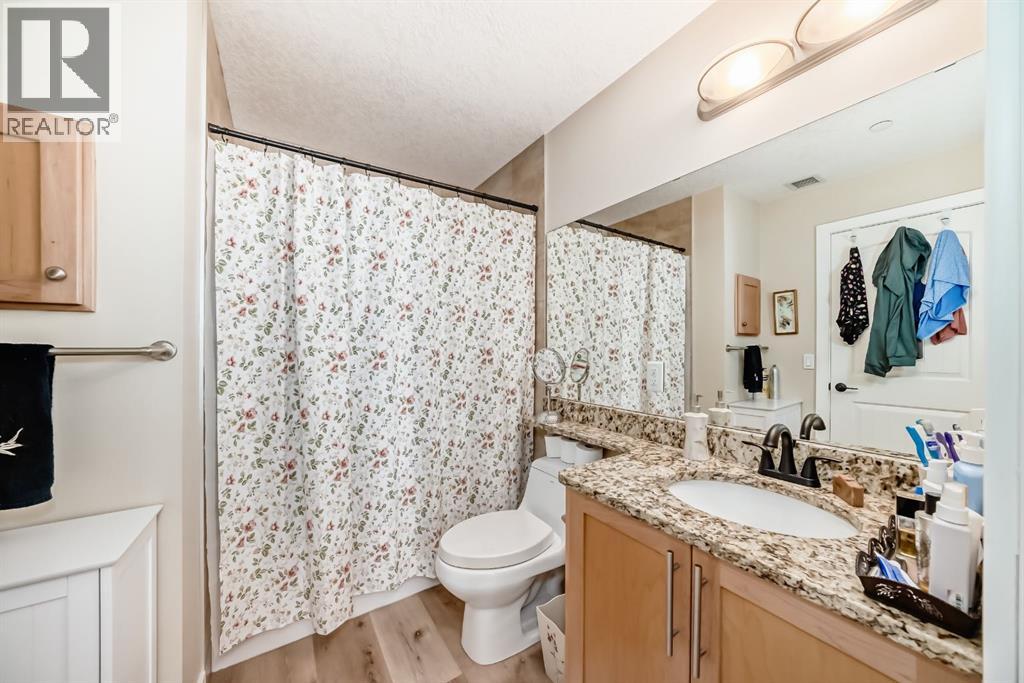 1005 Westmount Drive Property Photo 25