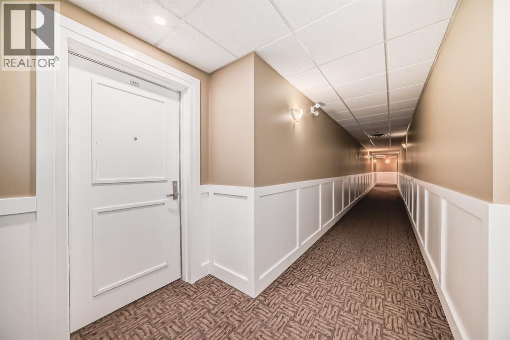 1005 Westmount Drive Property Photo 30
