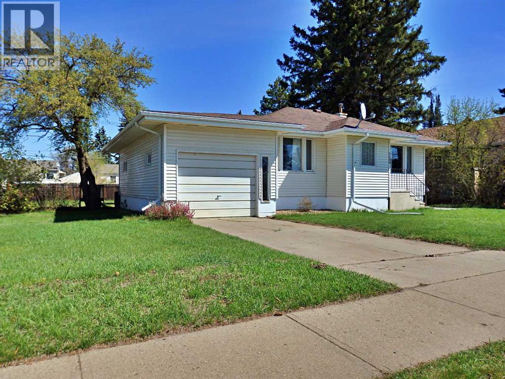 5408 50 Avenue Property Photo 1