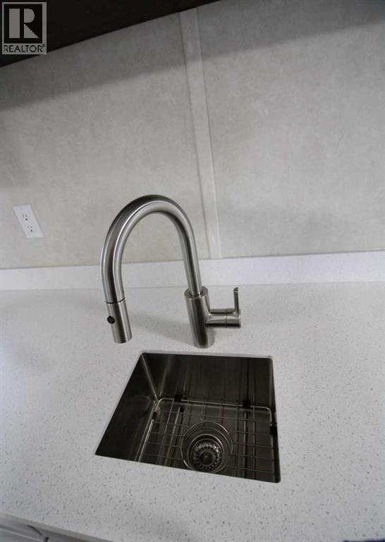 32 Deerglen Property Photo 6
