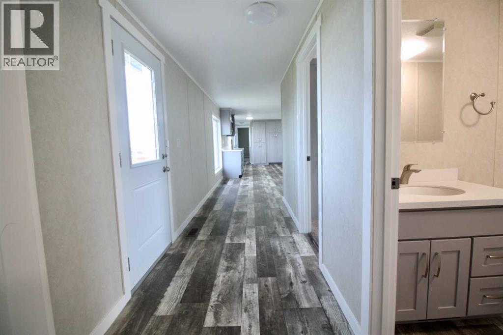 32 Deerglen Property Photo 9