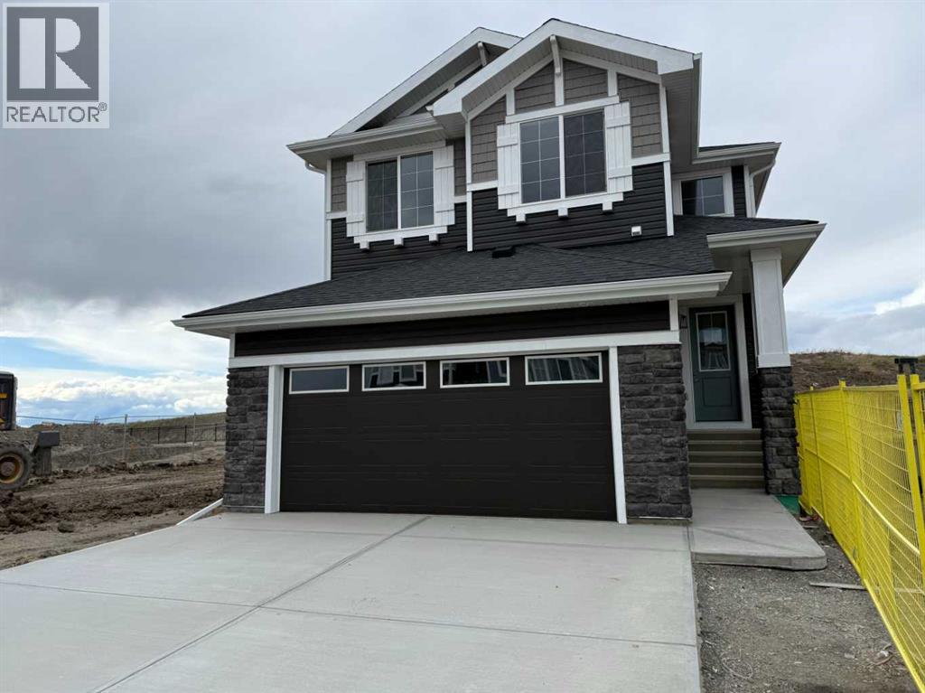 147 Sundown Crescent Property Photo 1