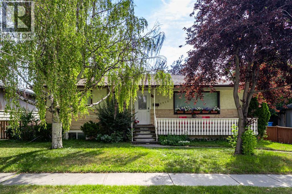 2812 24 Street NW Property Photo 1