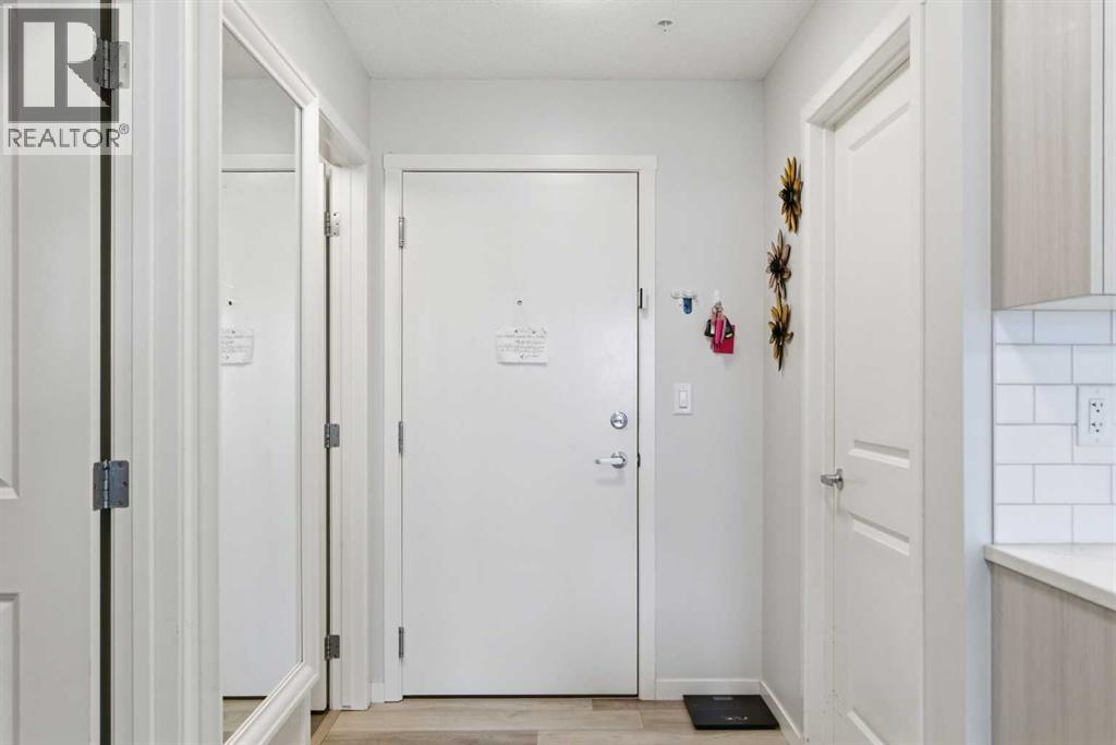 33 Carringham Gate Northwest Property Photo 9