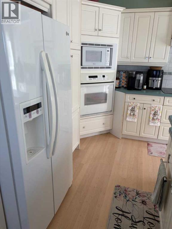 1065 East Chestermere Drive Property Photo 5