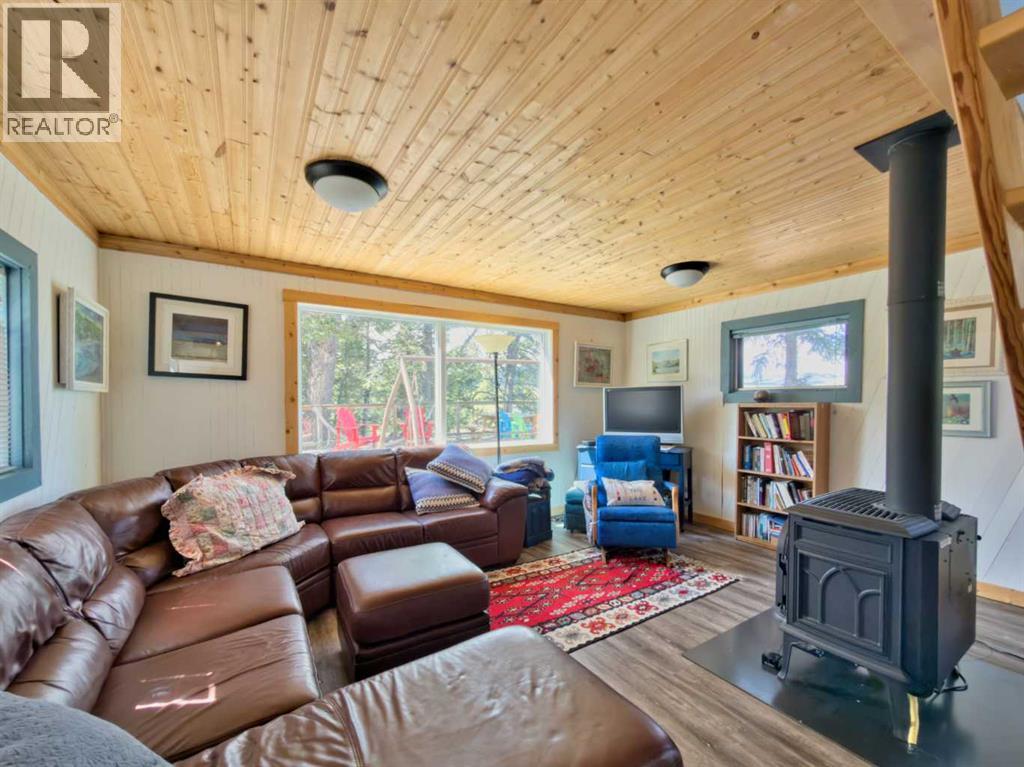 20 Lee Lake Road Property Photo 12