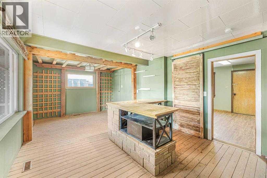 125 River Avenue Property Photo 3