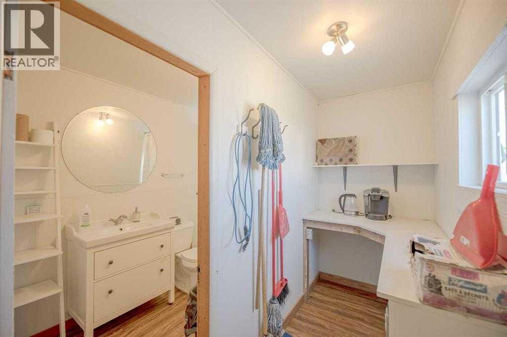 125 River Avenue Property Photo 8