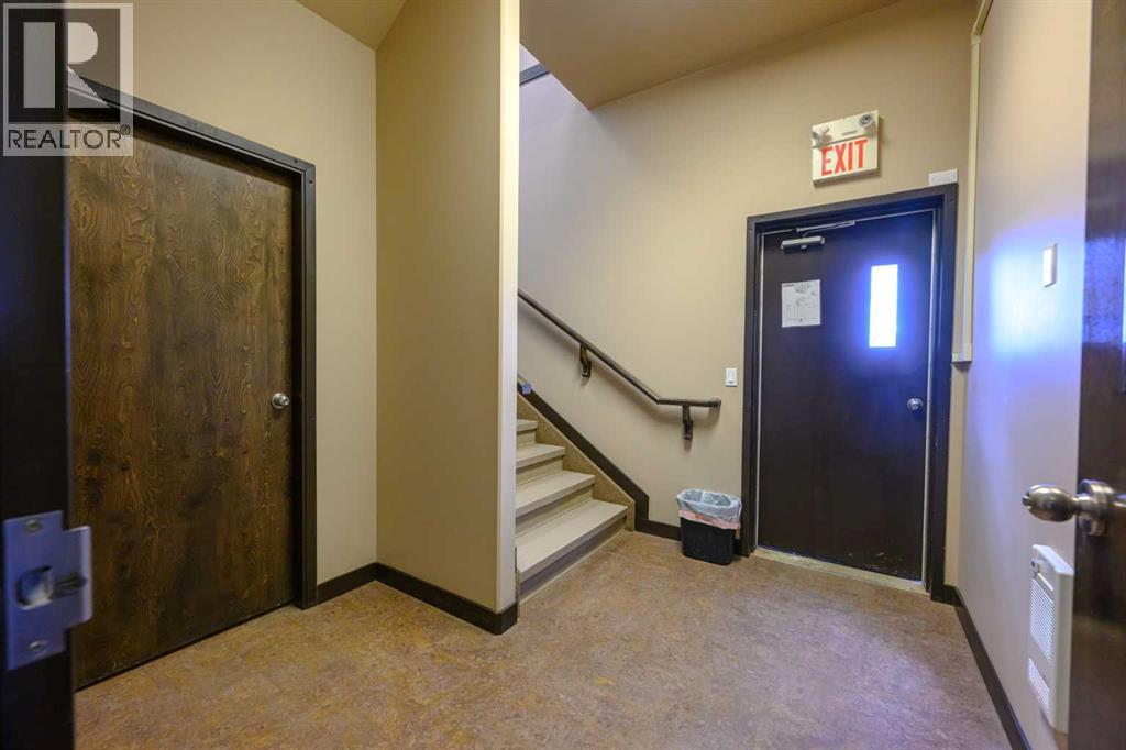 10709 79 Avenue Property Photo 13