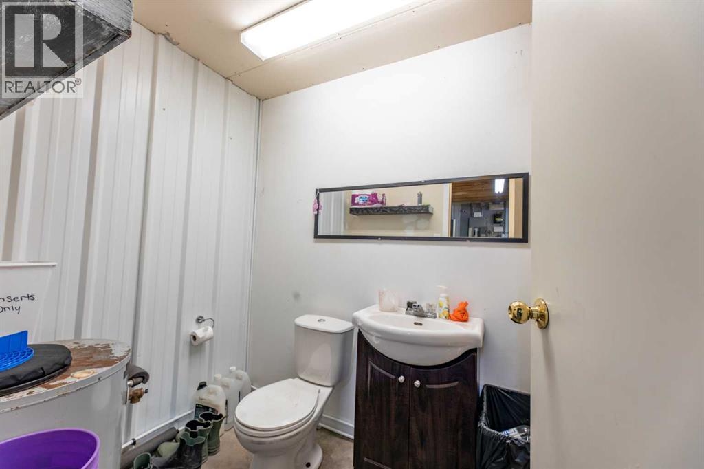 120 Steele Crescent Property Photo 10