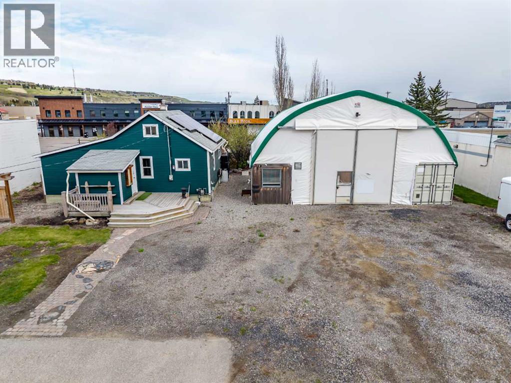 125b River Avenue Property Photo 3