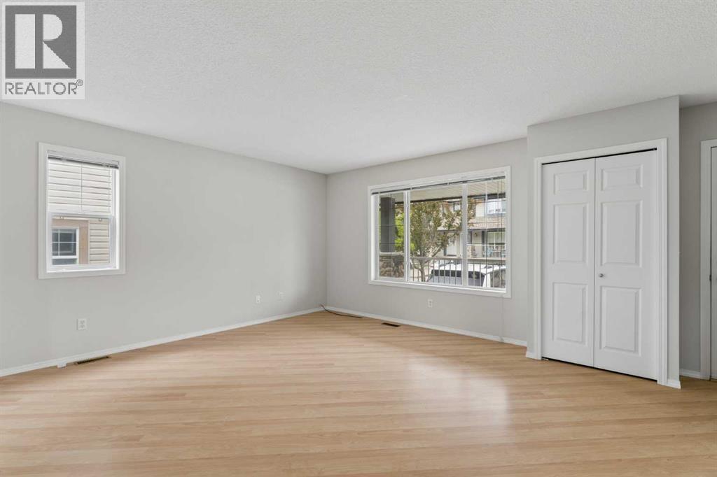 66 Citadel Point Nw Property Photo 6