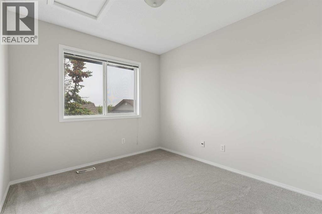 66 Citadel Point Nw Property Photo 25