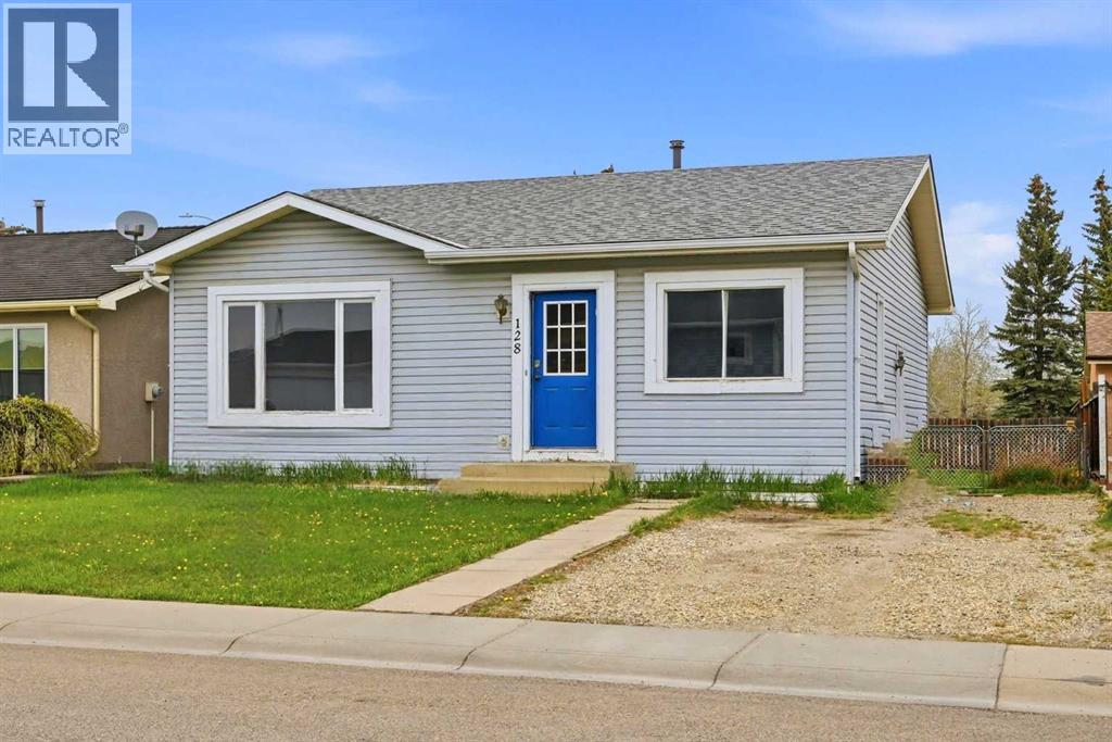 128 Ridgegate Way Sw Property Photo 2