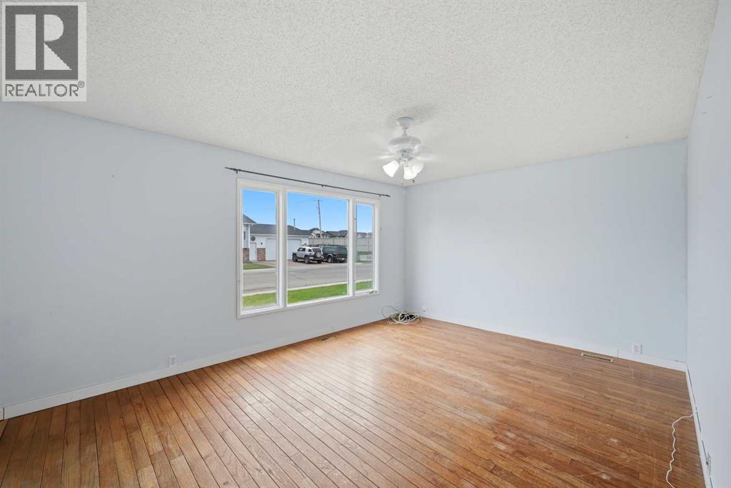 128 Ridgegate Way Sw Property Photo 6