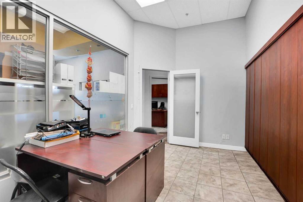 880 4 Avenue Sw Property Photo 19