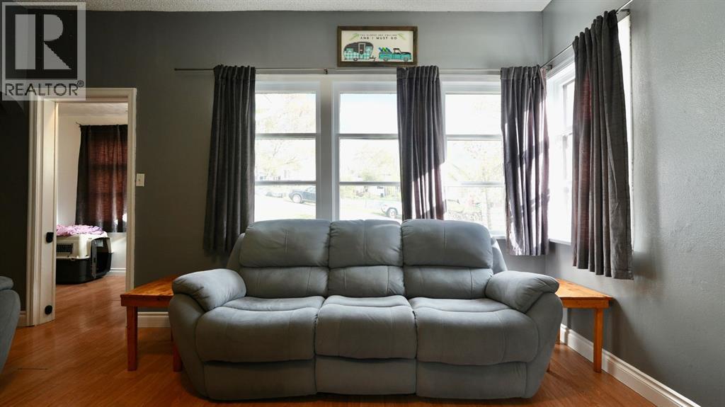 10122 106 Avenue Property Photo 29