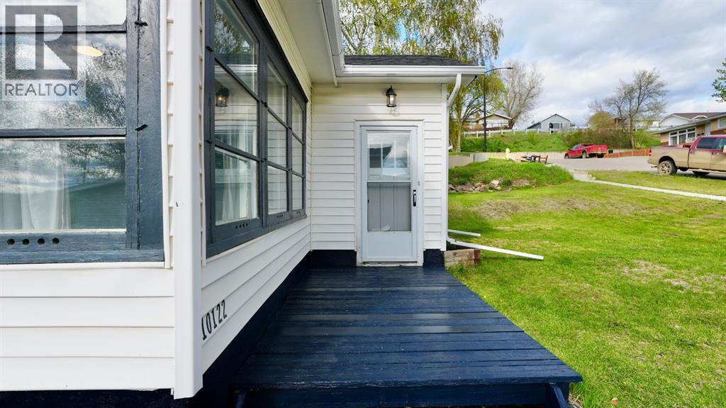 10122 106 Avenue Property Photo 35