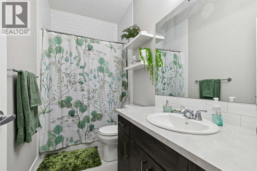 250 Fireside View Property Photo 14