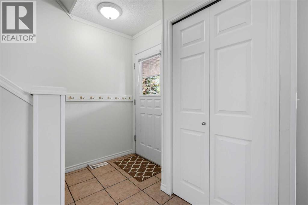 249 Citadel Point Nw Property Photo 5