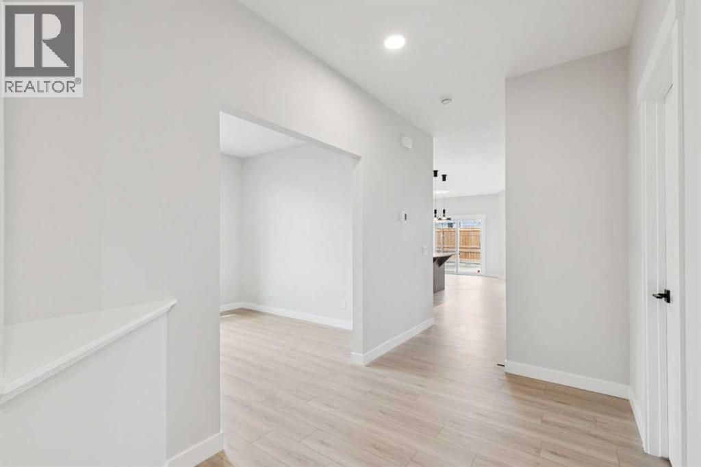 271 Bridgeport Circle Property Photo 4