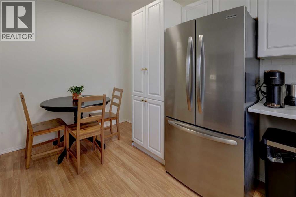 707 Westmount Drive Property Photo 12