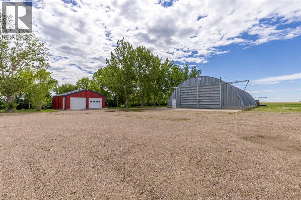 194043 Twp 120 Property Photo 44