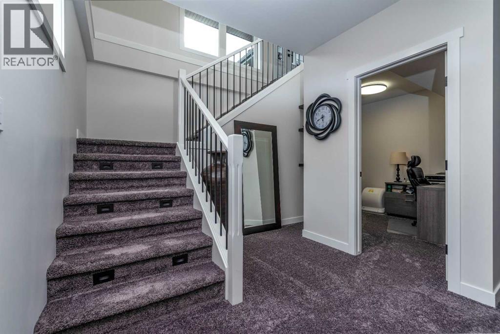 7302 37 Street Close Property Photo 20
