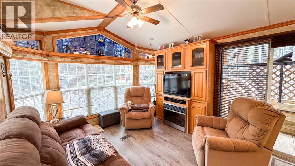 5227 Township Road 320 Property Photo 19