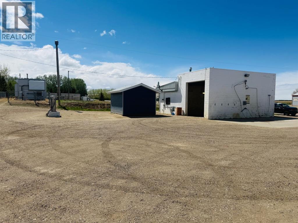 107 Centre Street Property Photo 7