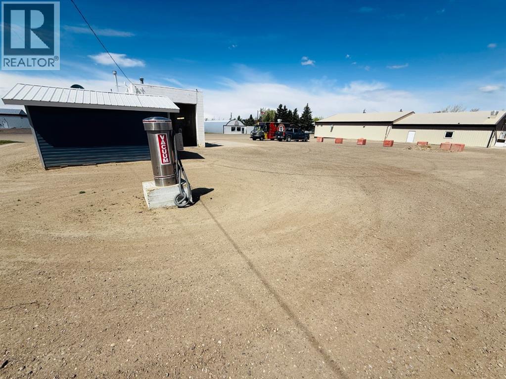 107 Centre Street Property Photo 8