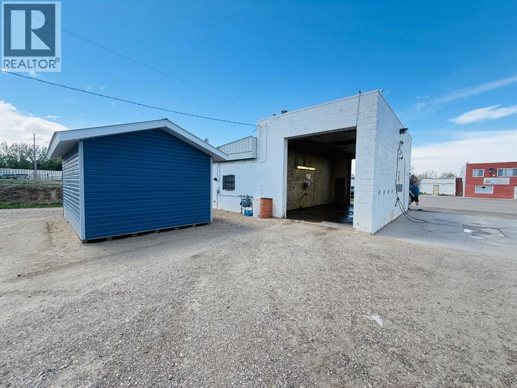 107 Centre Street Property Photo 9