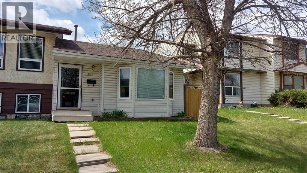 821 Whitemont Drive Ne Property Photo 3
