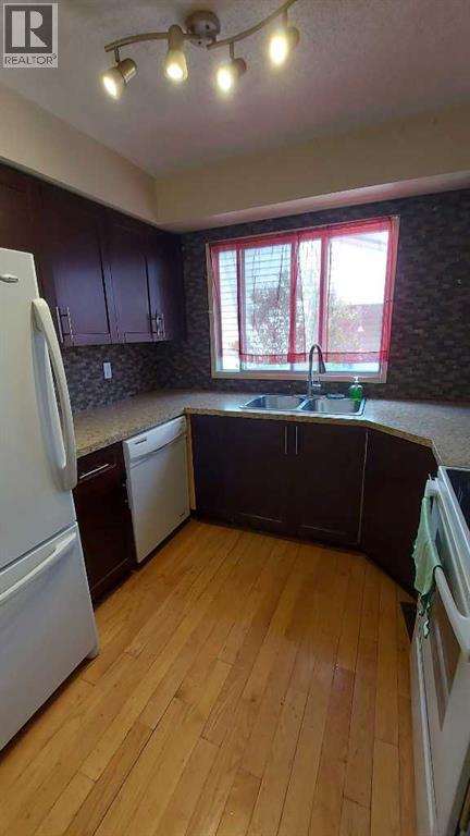 821 Whitemont Drive Ne Property Photo 23