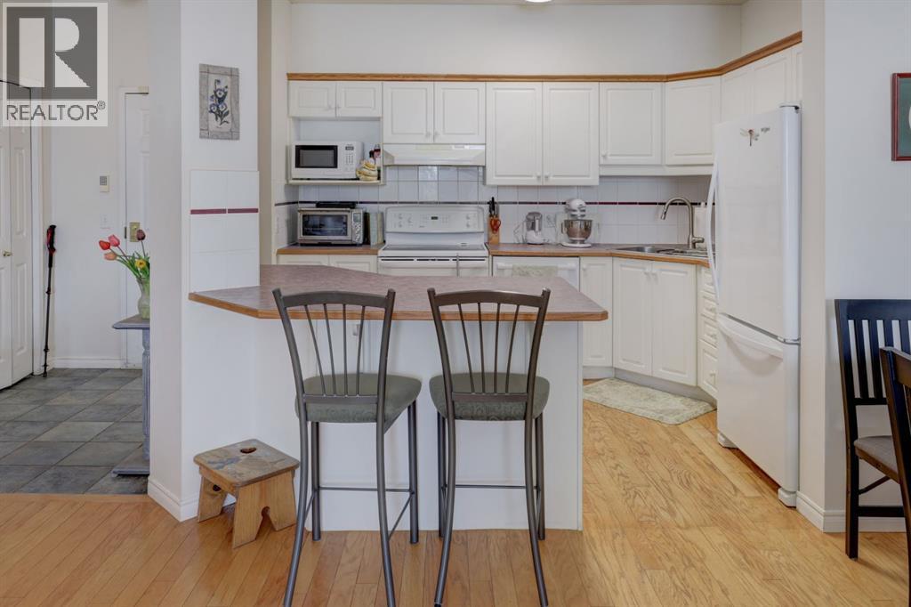 4835 Dalhousie Drive Northwest Property Photo 4