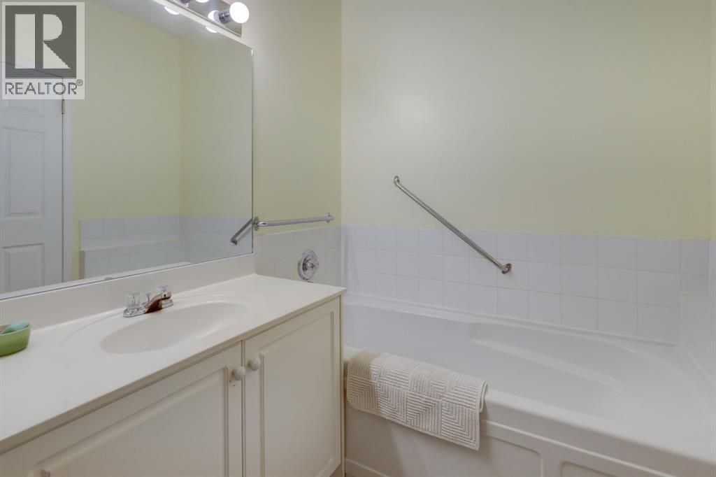 4835 Dalhousie Drive Northwest Property Photo 13